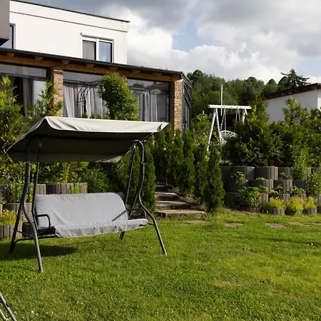 Apartman Navrchu Brezno Exterior photo
