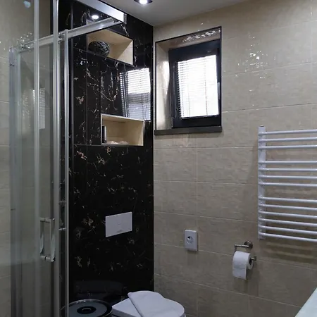 Apartman Navrchu Brezno Exterior photo