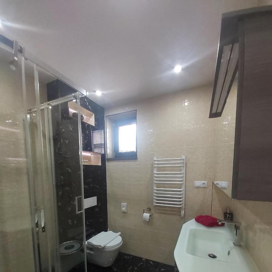 Navrchu Apartment *